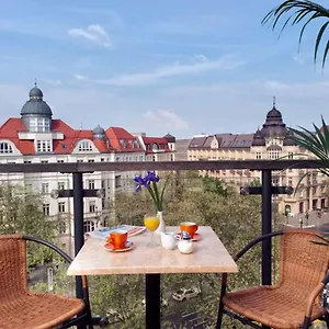 Kurfuerstendamm Berlin