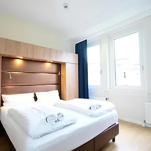 Motel Plus Berlin Berlim