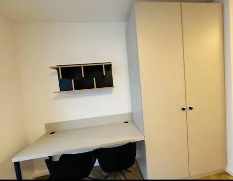 Modernes Apartment, Perfekte Lage In Berlin-Adlershof 0*, Berlin