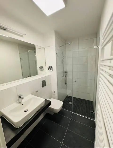Apartment Modernes Apartment, Perfekte Lage In Berlin-Adlershof